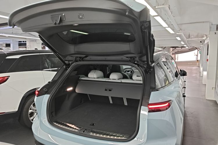 Used Nio ES6 2024 75 kWh Trunk