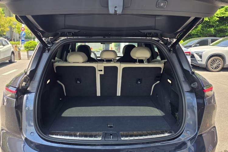 Used Nio ES6 2024 75 kWh Trunk