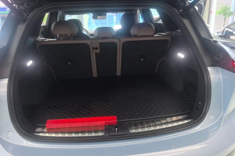 Used Nio ES6 2024 75 kWh Trunk