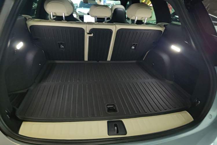 Used Nio ES6 2024 100kWh Trunk