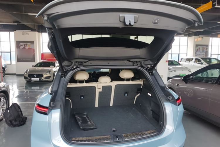 Used Nio ES6 2024 75 kWh Trunk