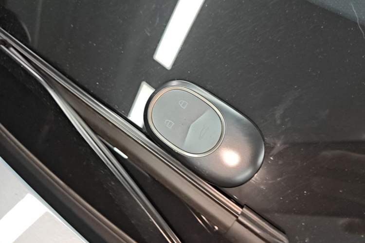 Used Nio ES6 2024 75 kWh Vehicle Key