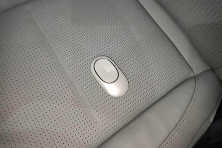 Used Nio ES6 2024 75 kWh Vehicle Key