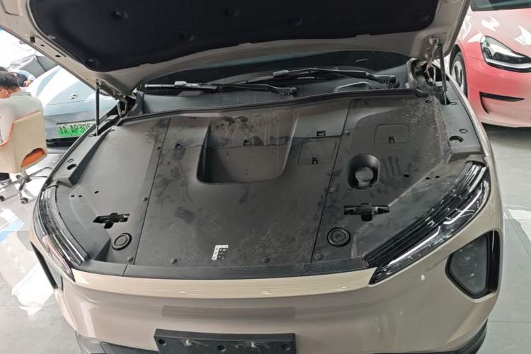 Used Nio ES6 2024 75 kWh Engine Bay