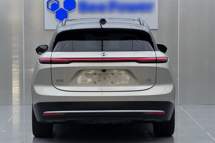 Used Nio ES6 2024 75 kWh Exterior 1