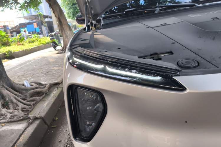 Used Nio ES6 2024 75 kWh Exterior 6
