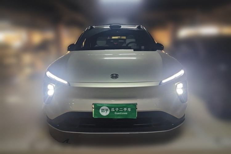 Used Nio ES6 2024 75 kWh Front