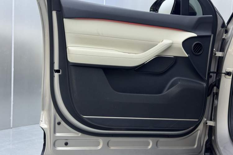 Used Nio ES6 2024 75 kWh Interior 12