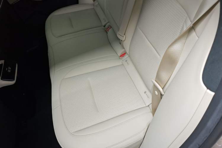 Used Nio ES6 2024 75 kWh Left Rear Seat