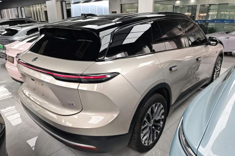 Used Nio ES6 2024 75 kWh Rear Right 45 Deg