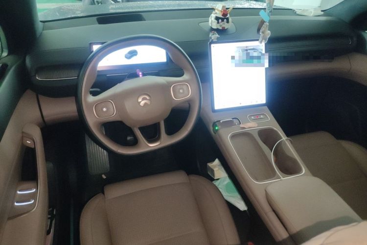 Used Nio ES6 2024 75 kWh Center Console