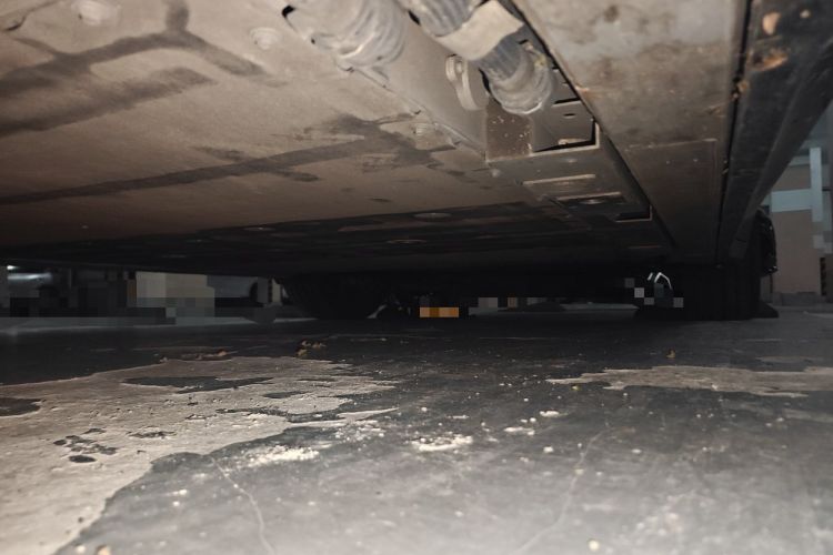 Used Nio ES6 2024 75 kWh Chassis Front Left