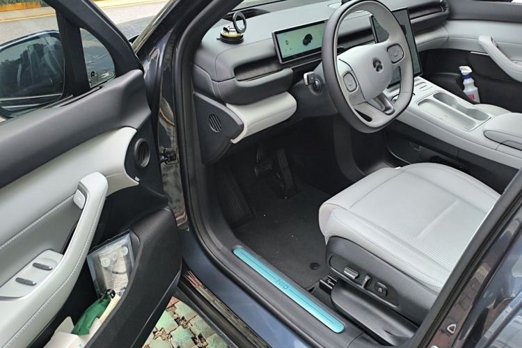 Used Nio ES6 2024 75 kWh Driver Seat