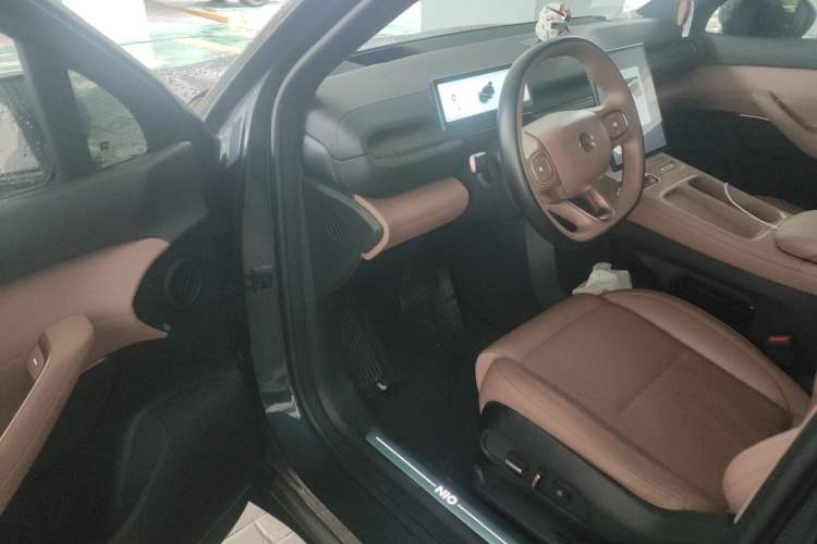 Used Nio ES6 2024 75 kWh Driver Seat