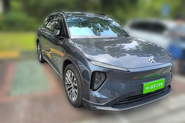 Used Nio ES6 2024 75 kWh Front Right 45 Deg