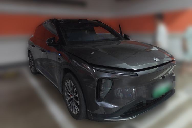Used Nio ES6 2024 75 kWh Front Right 45 Deg
