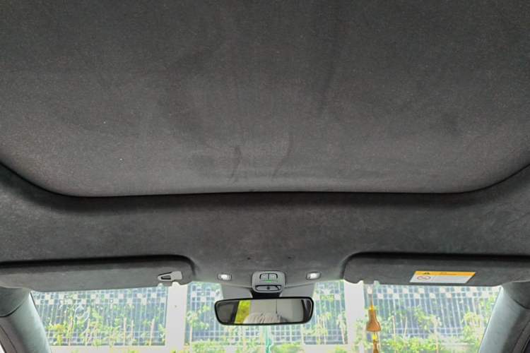 Used Nio ES6 2024 75 kWh Headliner