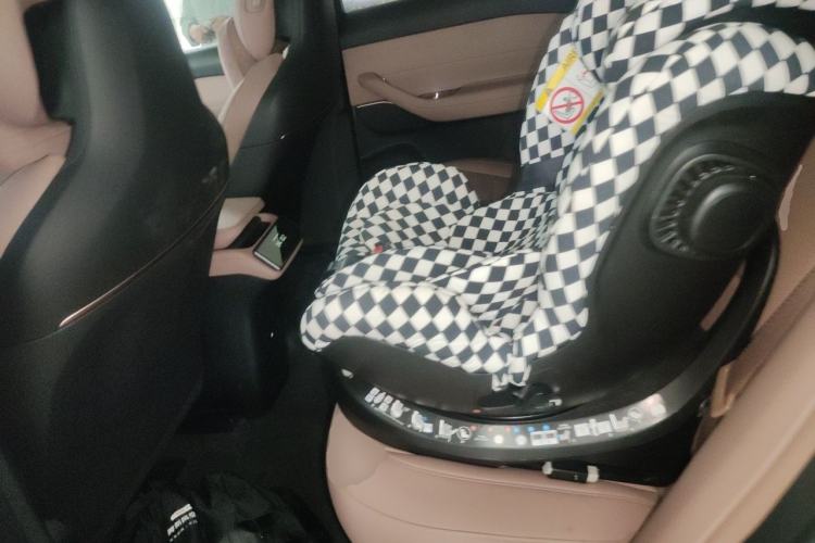 Used Nio ES6 2024 75 kWh Left Rear Seat
