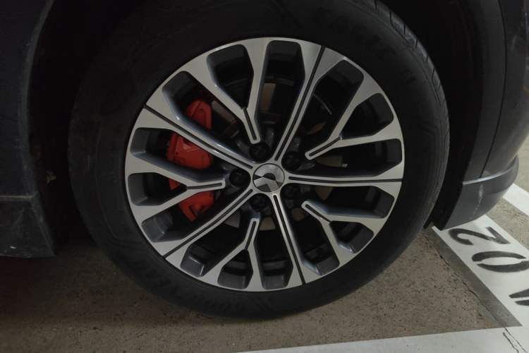 Used Nio ES6 2024 75 kWh Right Front Wheel Hub