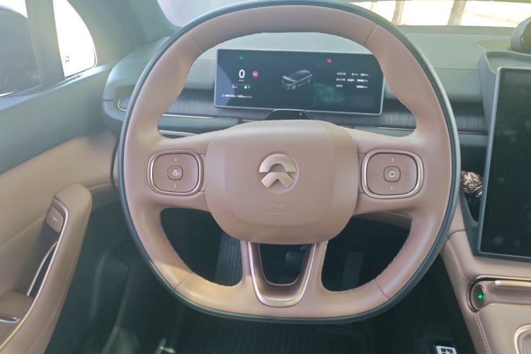 Used Nio ES6 2024 75 kWh Steering Wheel