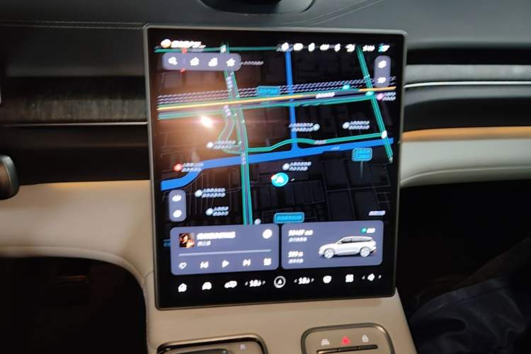 Used Nio ES6 2024 75 kWh Audio And AC Panel