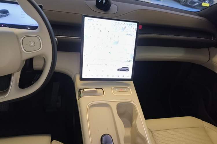 Used Nio ES6 2024 75 kWh Audio And AC Panel