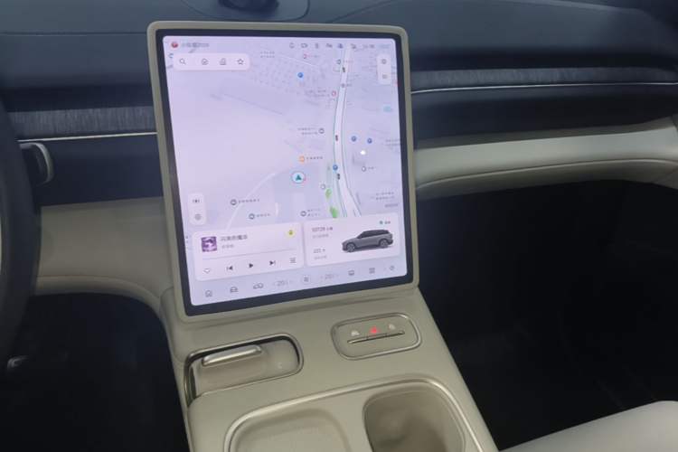 Used Nio ES6 2024 75 kWh Audio And AC Panel