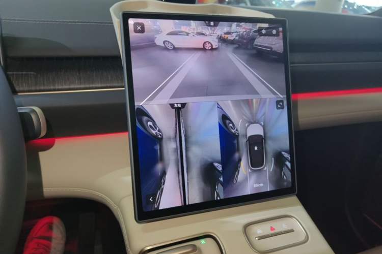 Used Nio ES6 2024 75 kWh Audio And AC Panel