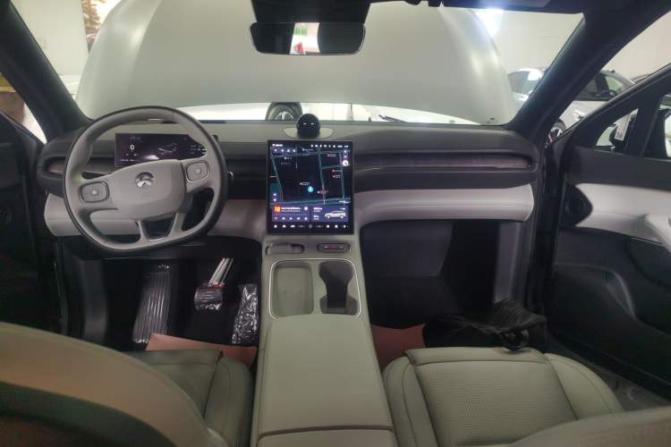 Used Nio ES6 2024 75 kWh Audio And AC Panel