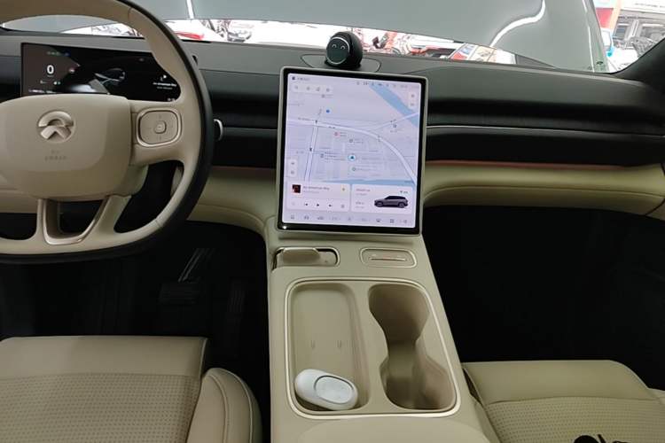 Used Nio ES6 2024 75 kWh Audio And AC Panel