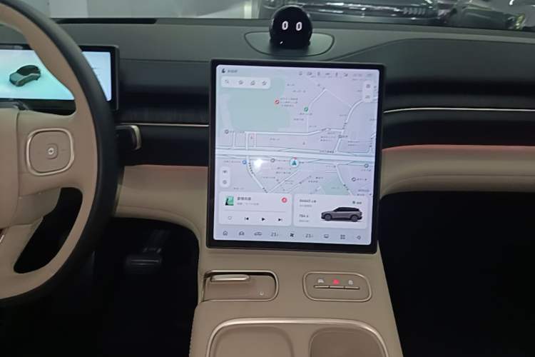 Used Nio ES6 2024 75 kWh Audio And AC Panel