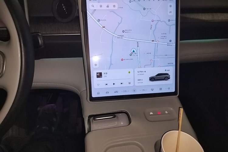 Used Nio ES6 2024 75 kWh Audio And AC Panel