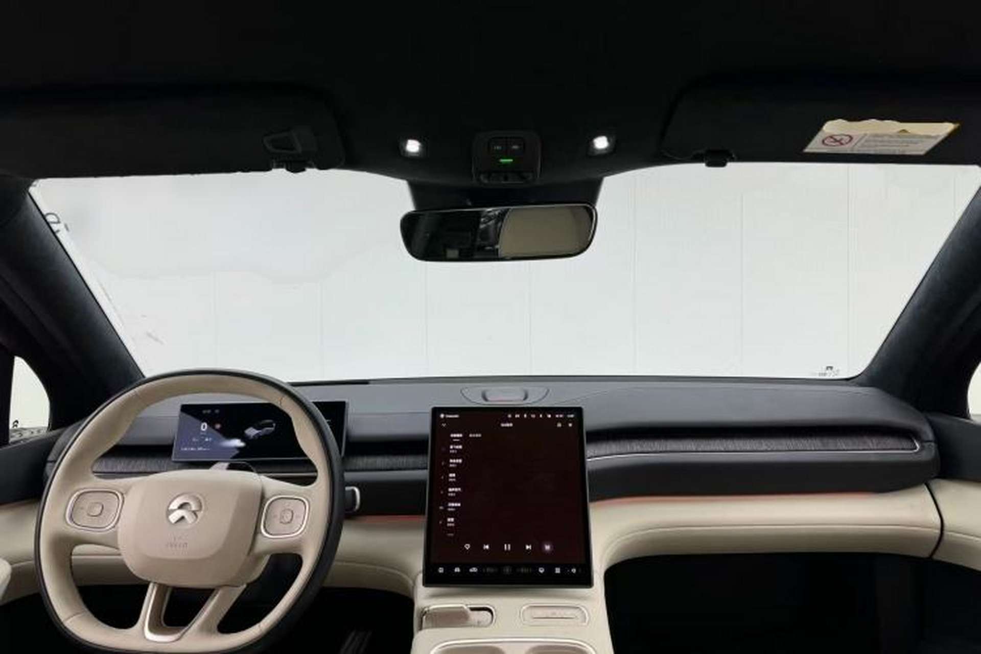 Used Nio ES6 2024 75 kWh Center Console