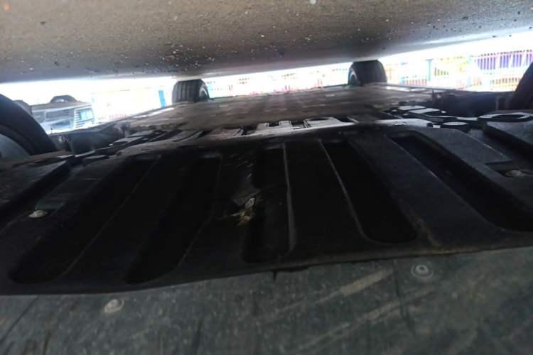 Used Nio ES6 2024 75 kWh Chassis Front