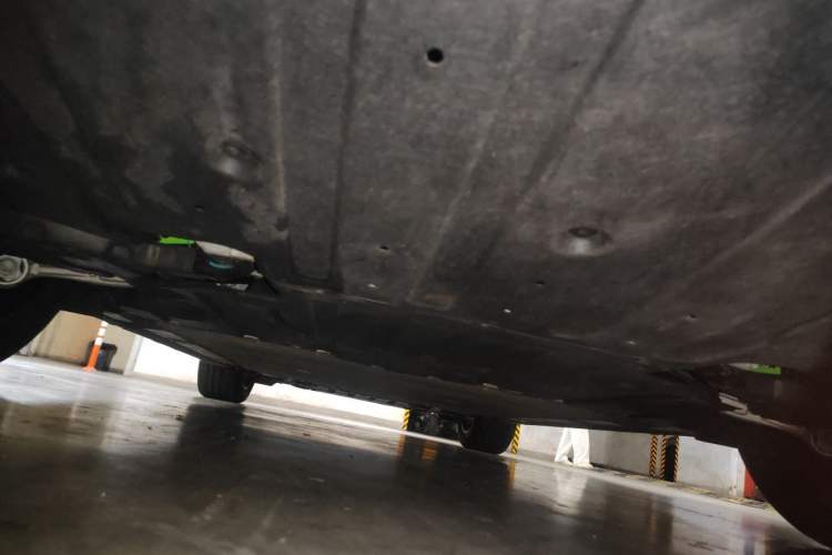 Used Nio ES6 2024 75 kWh Chassis Rear