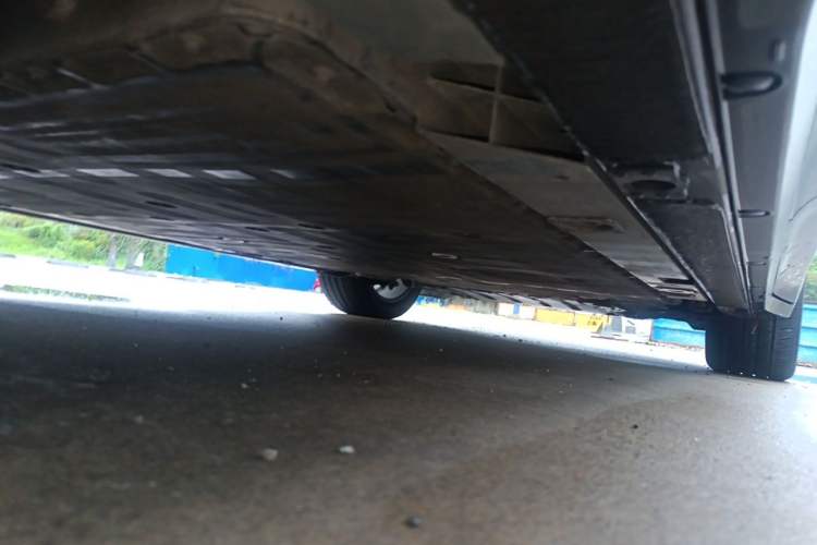 Used Nio ES6 2024 75 kWh Chassis Rear Right