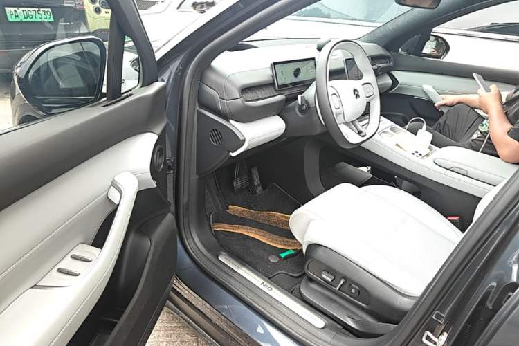 Used Nio ES6 2024 75 kWh Driver Seat