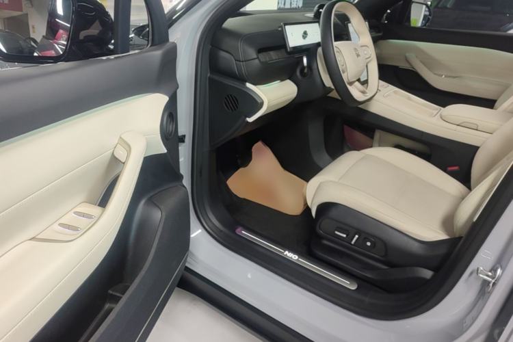Used Nio ES6 2024 75 kWh Driver Seat