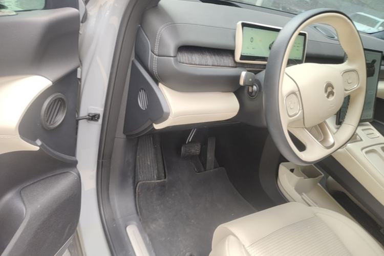 Used Nio ES6 2024 75 kWh Driver Seat