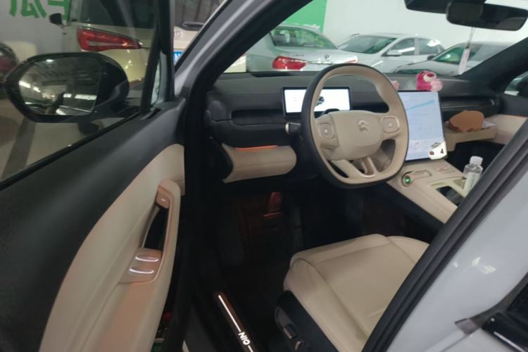 Used Nio ES6 2024 75 kWh Driver Seat