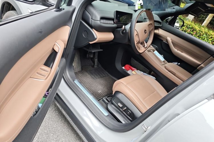 Used Nio ES6 2024 75 kWh Driver Seat