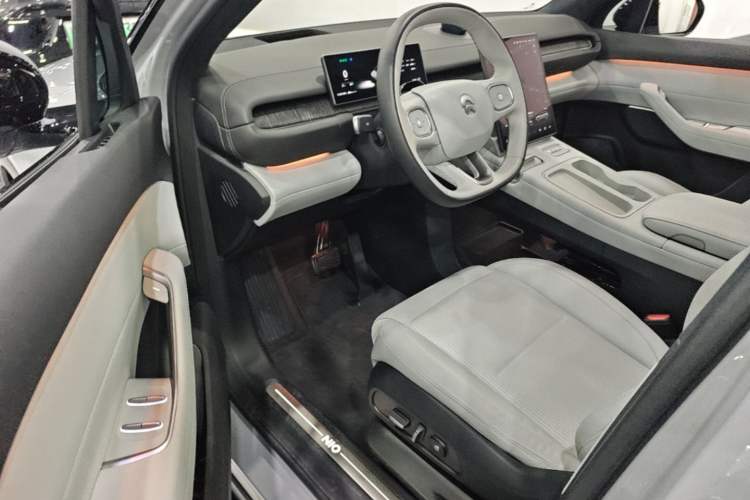 Used Nio ES6 2024 75 kWh Driver Seat