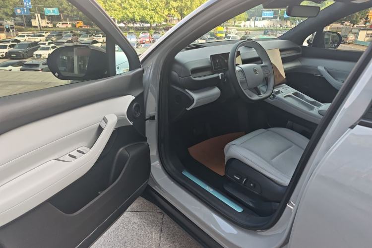 Used Nio ES6 2024 75 kWh Driver Seat