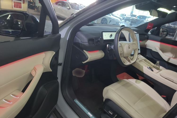 Used Nio ES6 2024 75 kWh Driver Seat