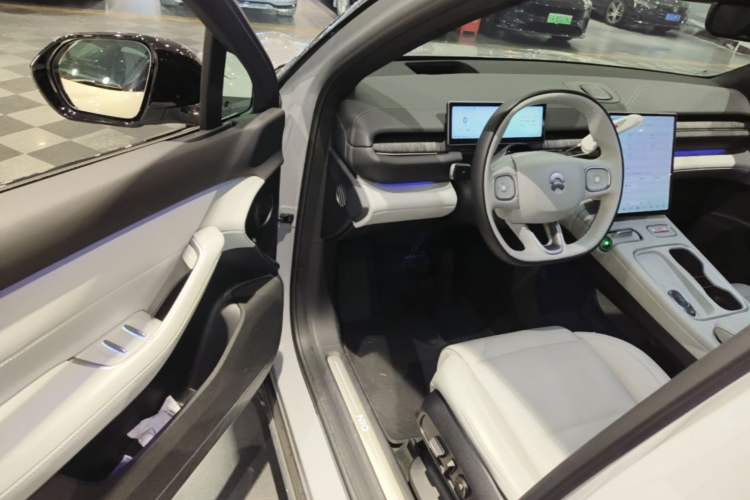Used Nio ES6 2024 75 kWh Driver Seat