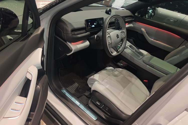 Used Nio ES6 2024 75 kWh Driver Seat
