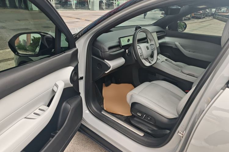 Used Nio ES6 2024 75 kWh Driver Seat