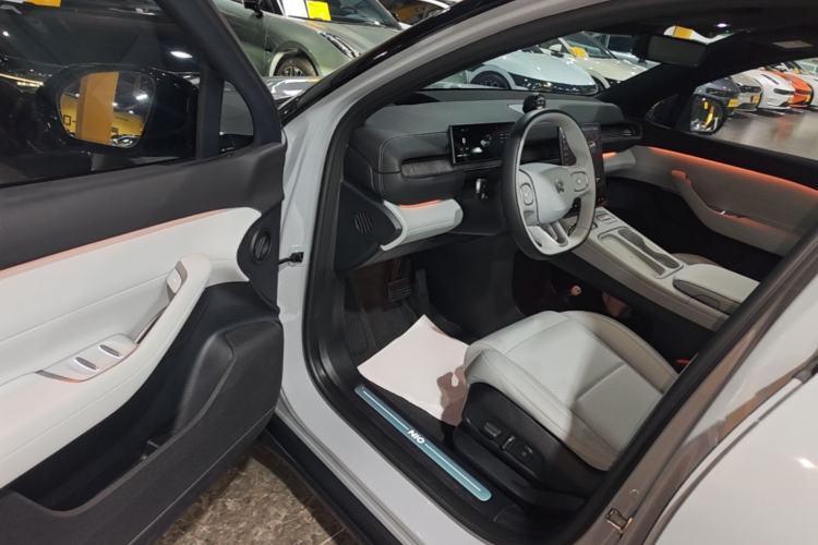 Used Nio ES6 2024 75 kWh Driver Seat