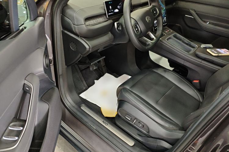 Used Nio ES6 2024 75 kWh Driver Seat