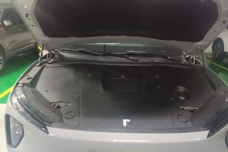 Used Nio ES6 2024 75 kWh Engine Bay